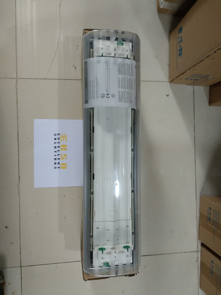 CROUSE-HINDS, eLLK 9201818, 2x18W, 110-254VAC EX PROOF FLOURESCENT FITTING