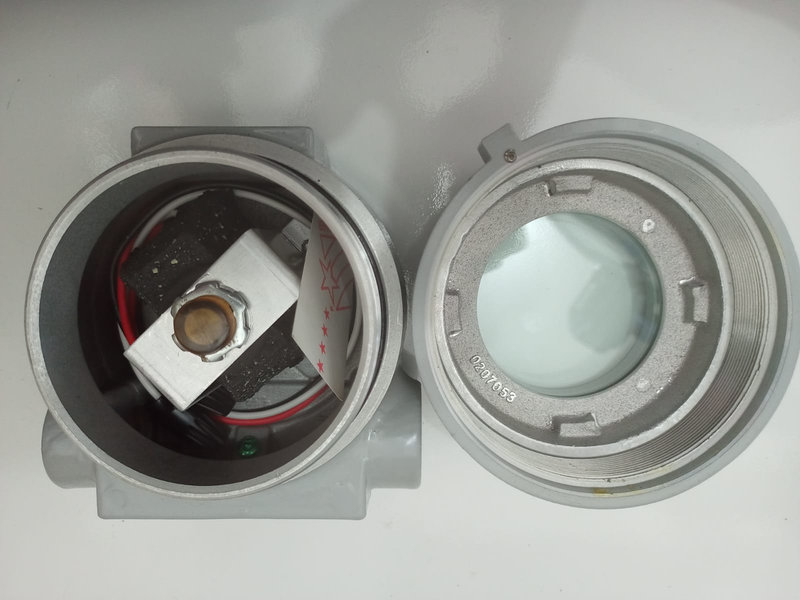 CROUSE-HINDS, EV2IH20 EXPLOSIONPROOF ENCLOSURE WITH PHOTOCELL